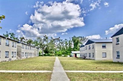 3532 Saint John Street-100